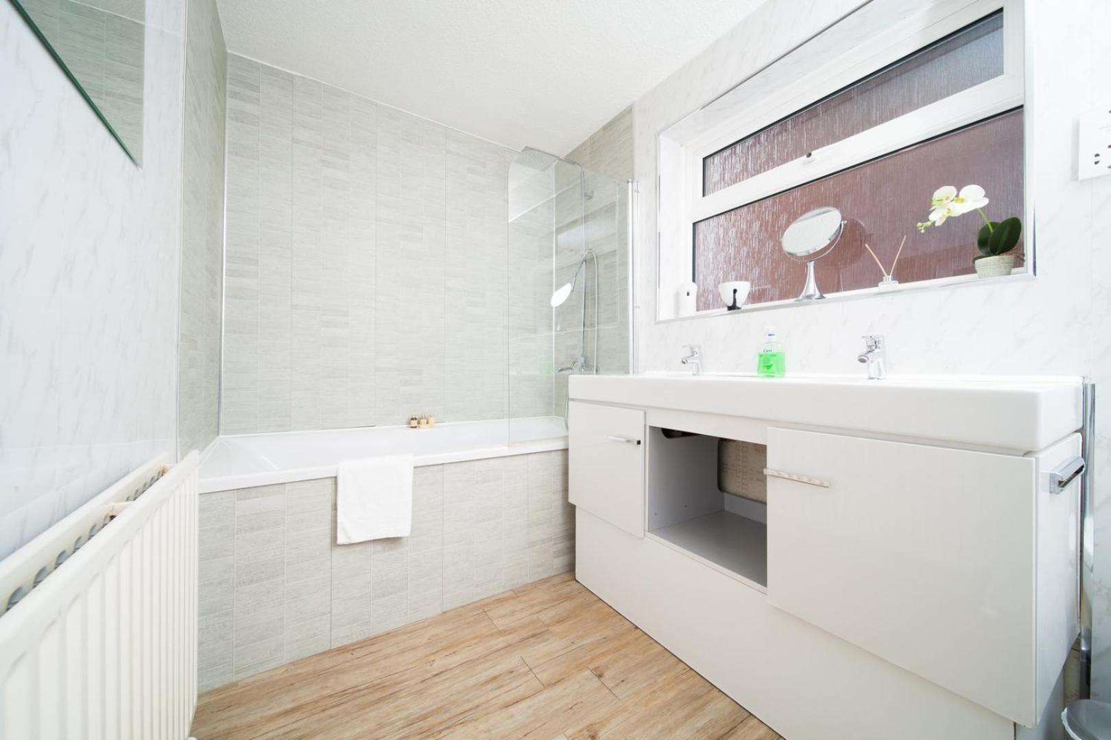Guestready - Spacious 2Br Flat In Peaceful Hove Daire Dış mekan fotoğraf